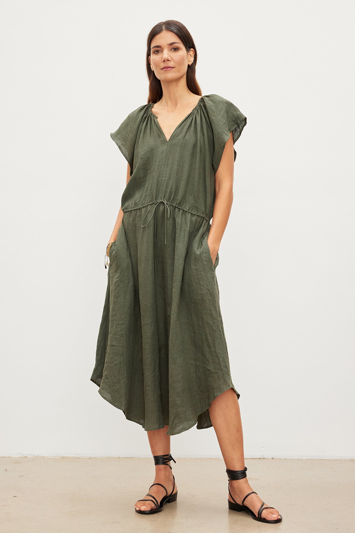 PEPPER LINEN V-NECK DRESS
